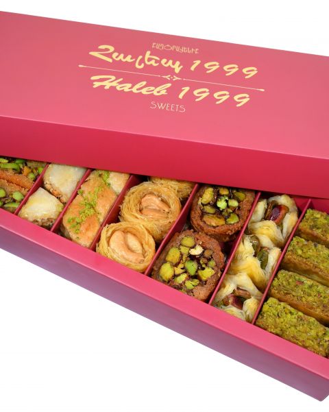 Փախլավա հավաքածու կարմիր տուփ 400գր